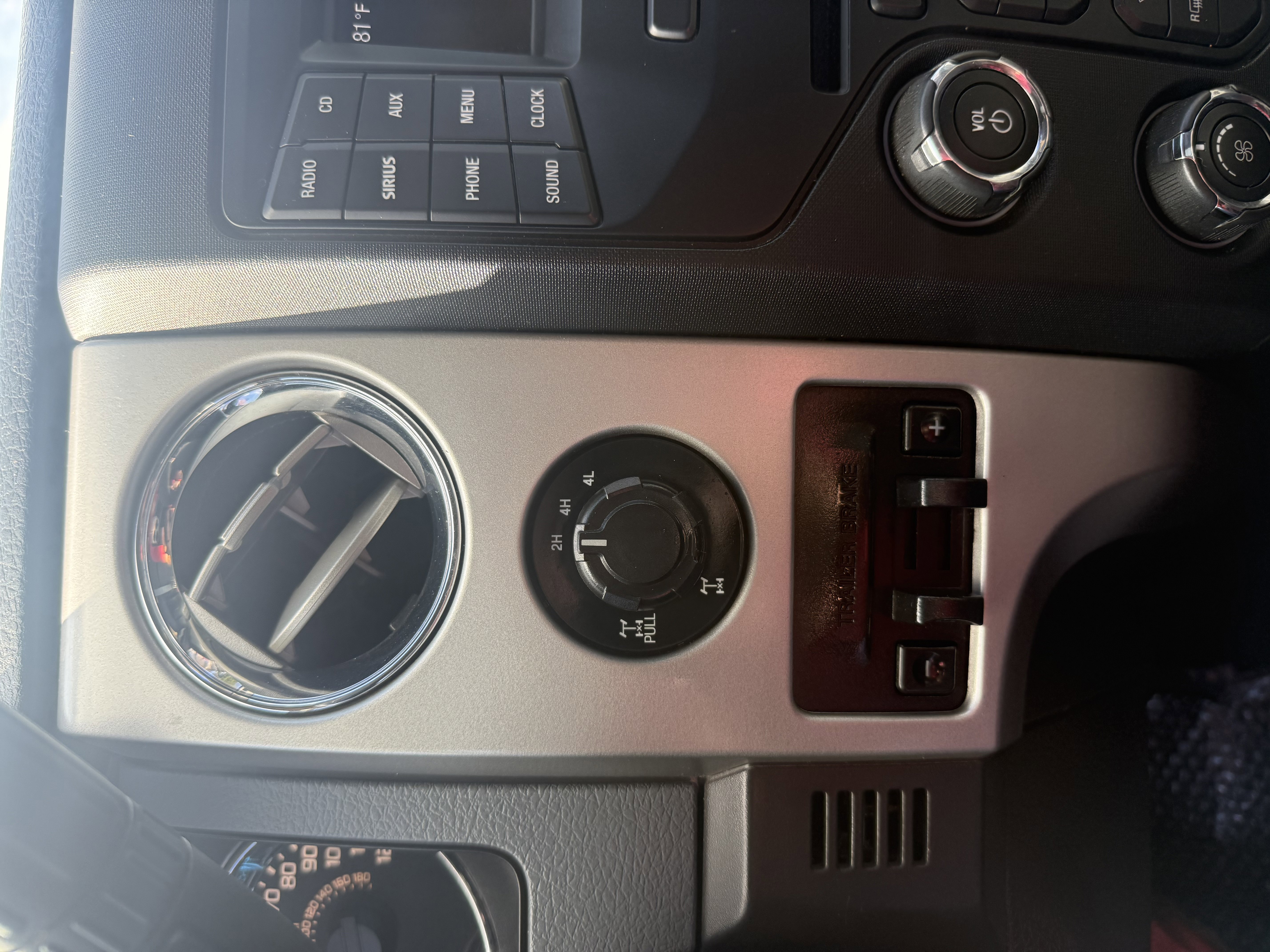 Used 2014 Ford F150 XLT w/ Equipment Group 302A Luxury image 15