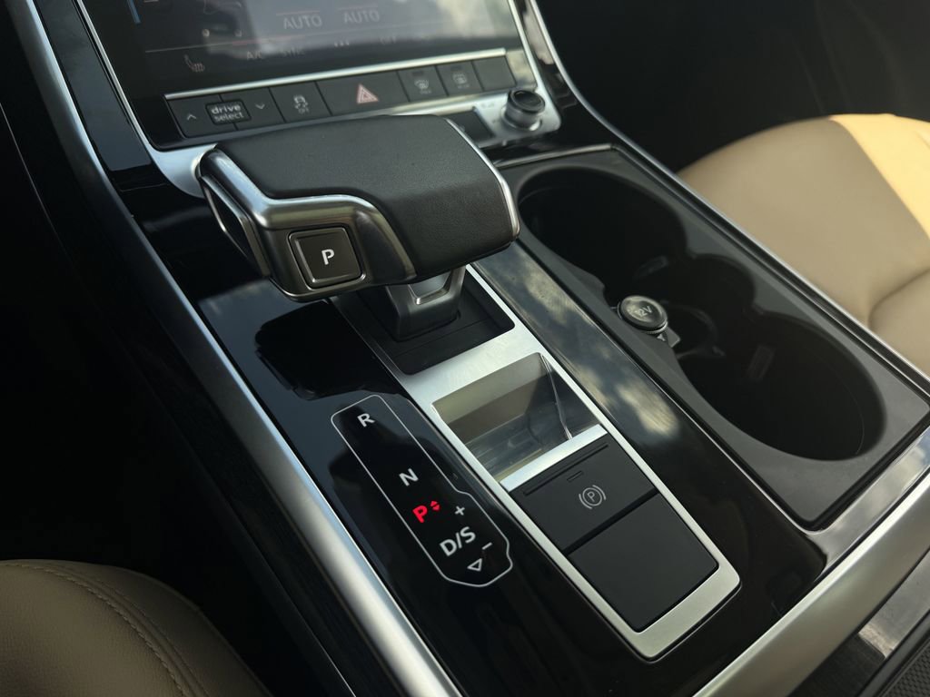 Used 2020 Audi Q7 3.0T Premium Plus w/ Premium Plus Package image 19