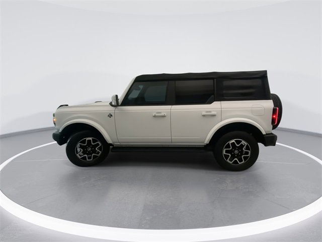 Used 2022 Ford Bronco Outer Banks image 9