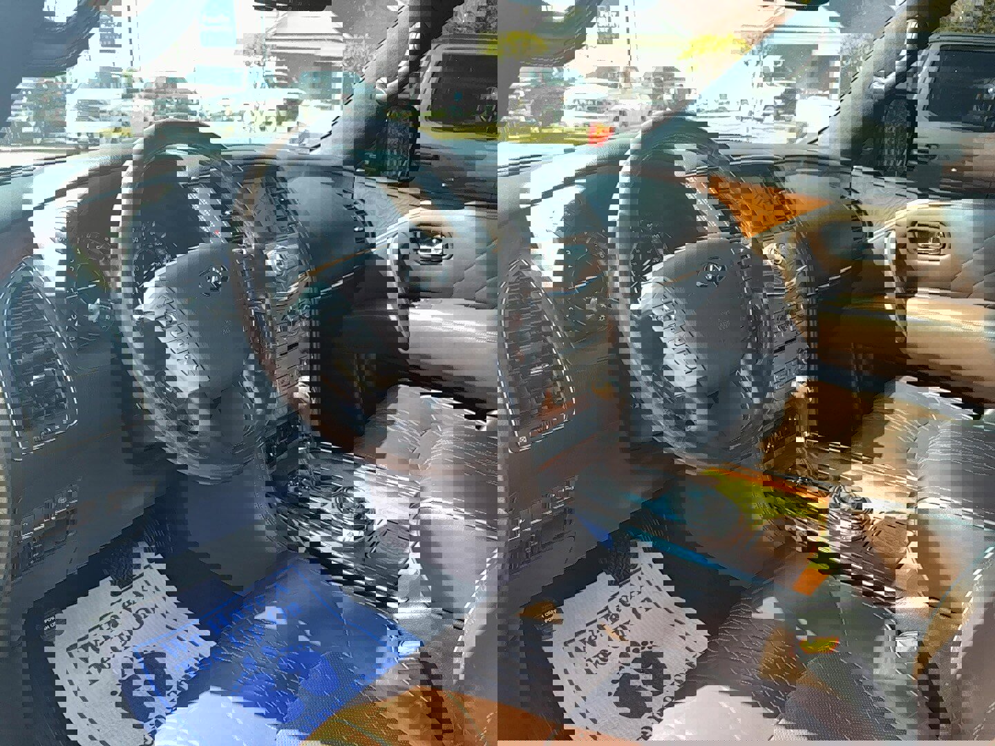 Used 2017 INFINITI QX80 Limited w/ All Season Package image 26