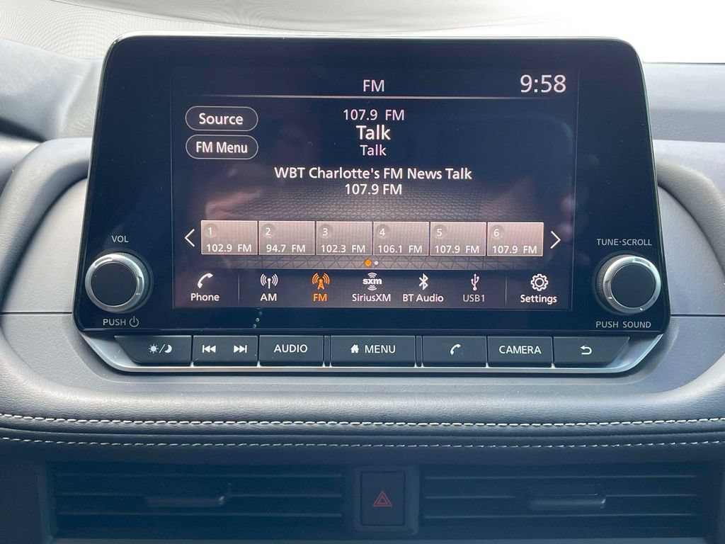 Used 2026 Nissan Rogue S FWD image 25