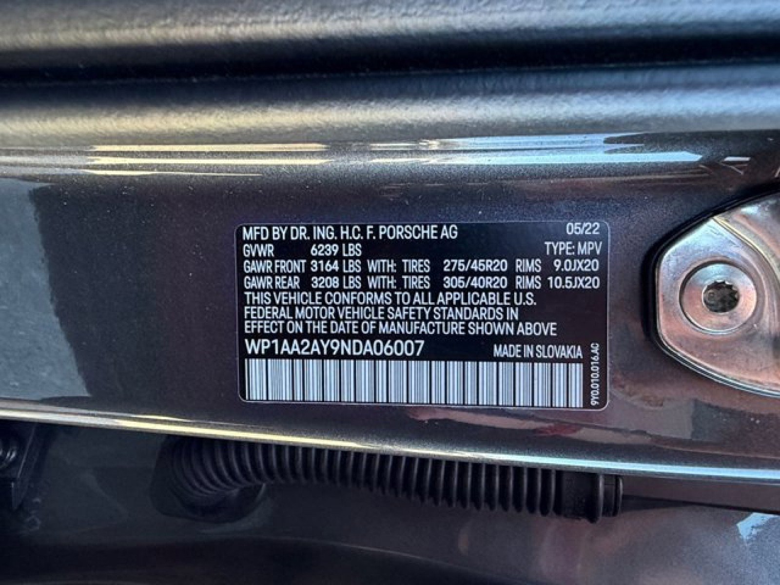 Used 2022 Porsche Cayenne AWD/4WD image 23