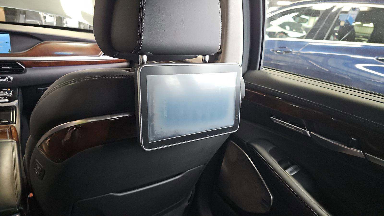 Used 2019 Genesis G90 5.0 Ultimate image 5