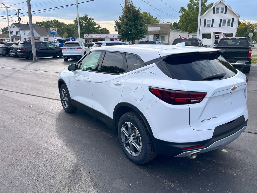 Certified 2023 Chevrolet Blazer LT w/ Driver Confidence Package image 8