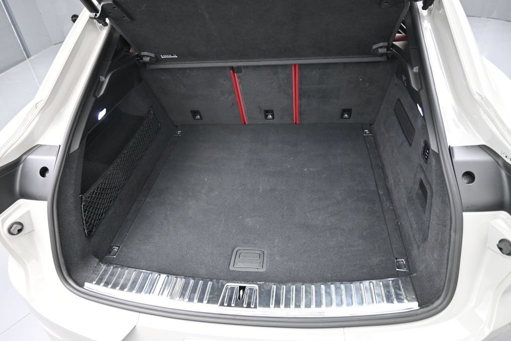Certified 2023 Porsche Cayenne GTS AWD/4WD image 32