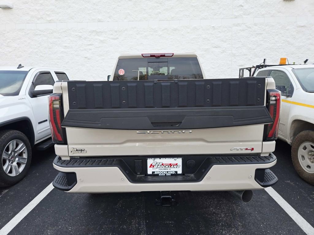 New 2026 GMC Sierra 2500 AT4 w/ AT4 Premium Plus Package image 15