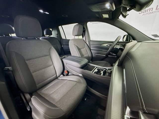 Used 2025 Chevrolet Traverse LT FWD image 32