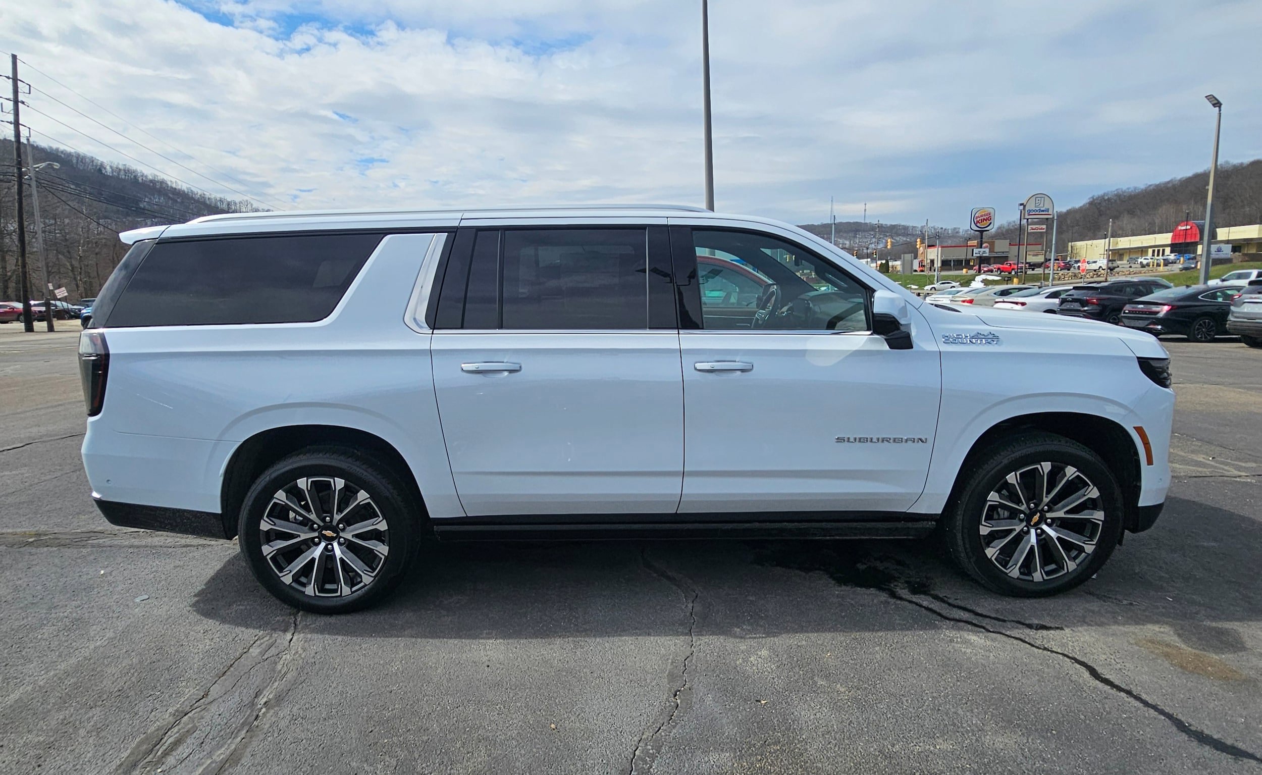 New 2026 Chevrolet Suburban High Country video 4