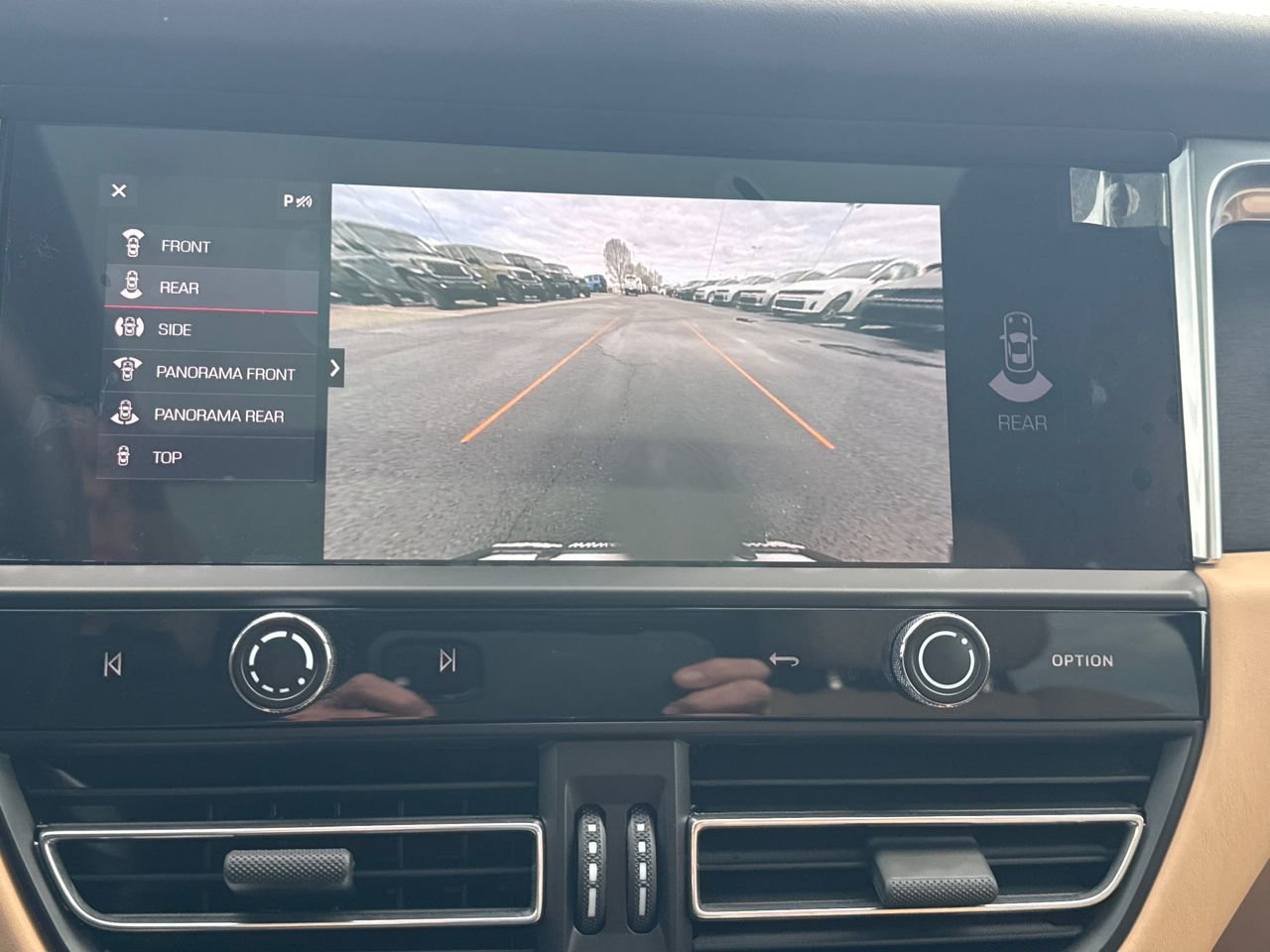 Used 2022 Porsche Macan GTS image 22