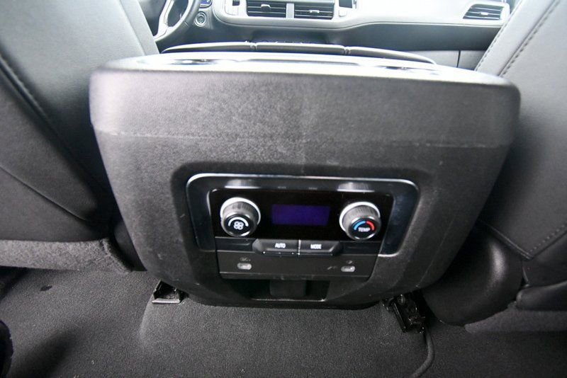 Used 2024 Chevrolet Suburban LT AWD/4WD image 17