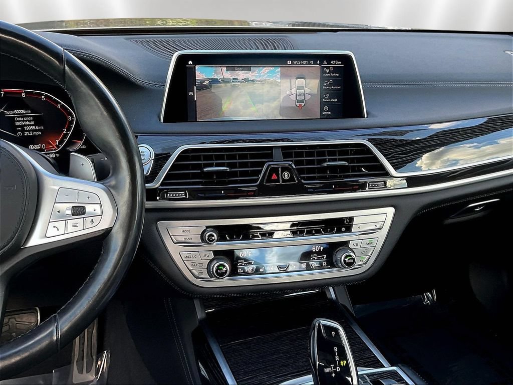Used 2022 BMW 750Li xDrive AWD/4WD image 9