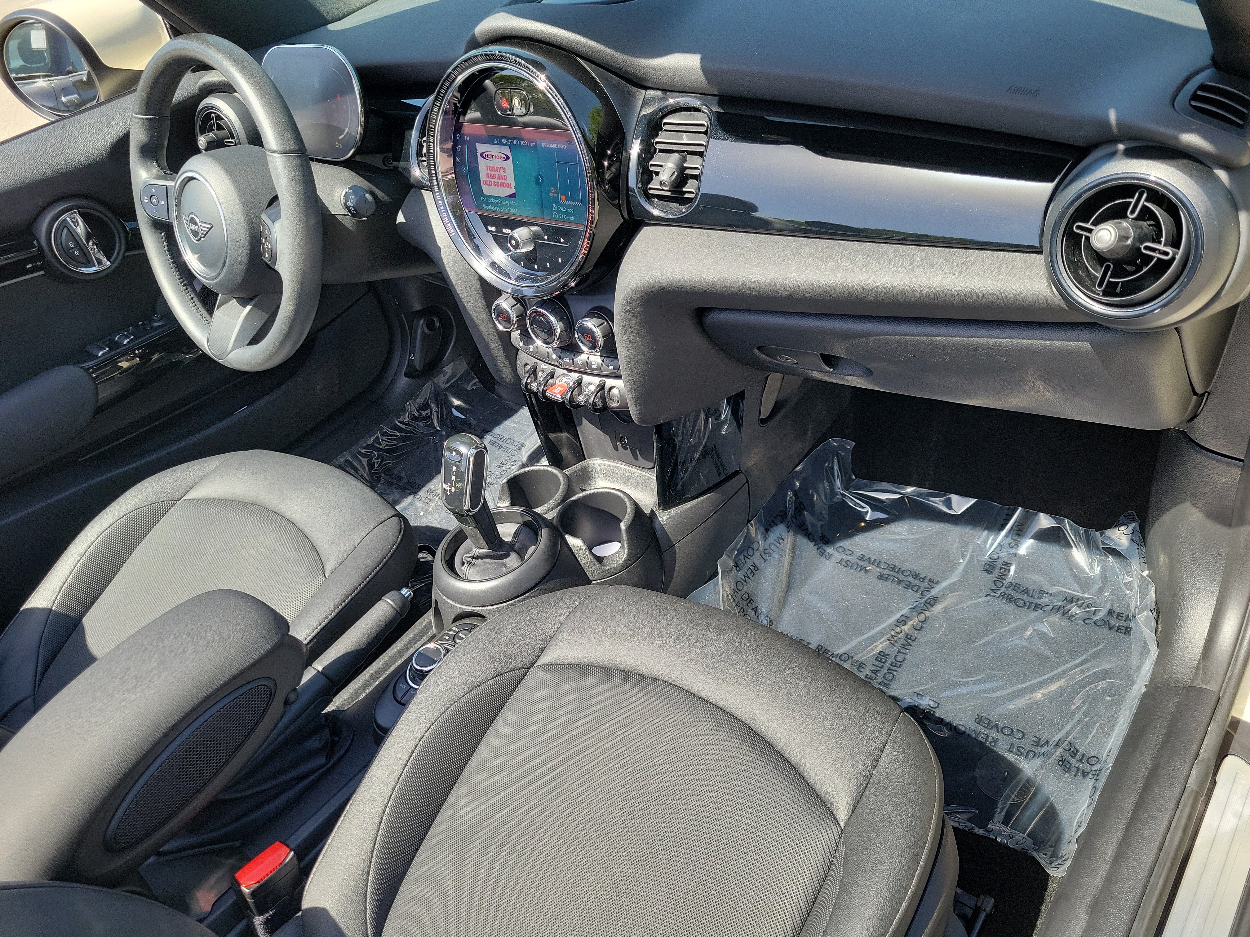 Certified 2023 MINI Cooper Convertible FWD image 7