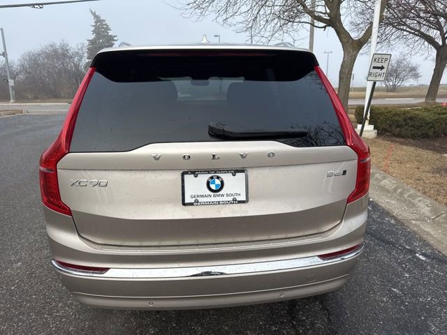 Used 2024 Volvo XC90 B6 Plus w/ Protection Package image 10