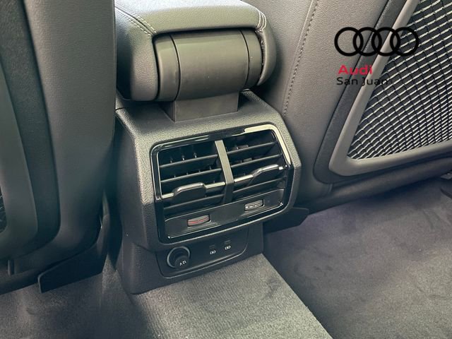 New 2025 Audi Q3 2.0T Premium image 47