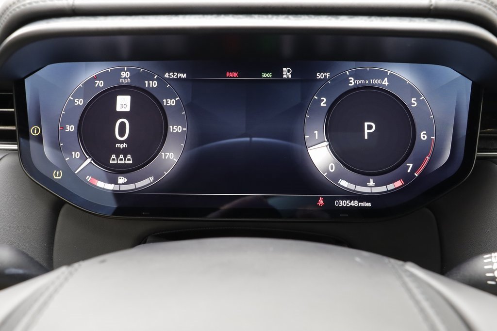 Used 2023 Land Rover Range Rover Sport SE Dynamic image 8