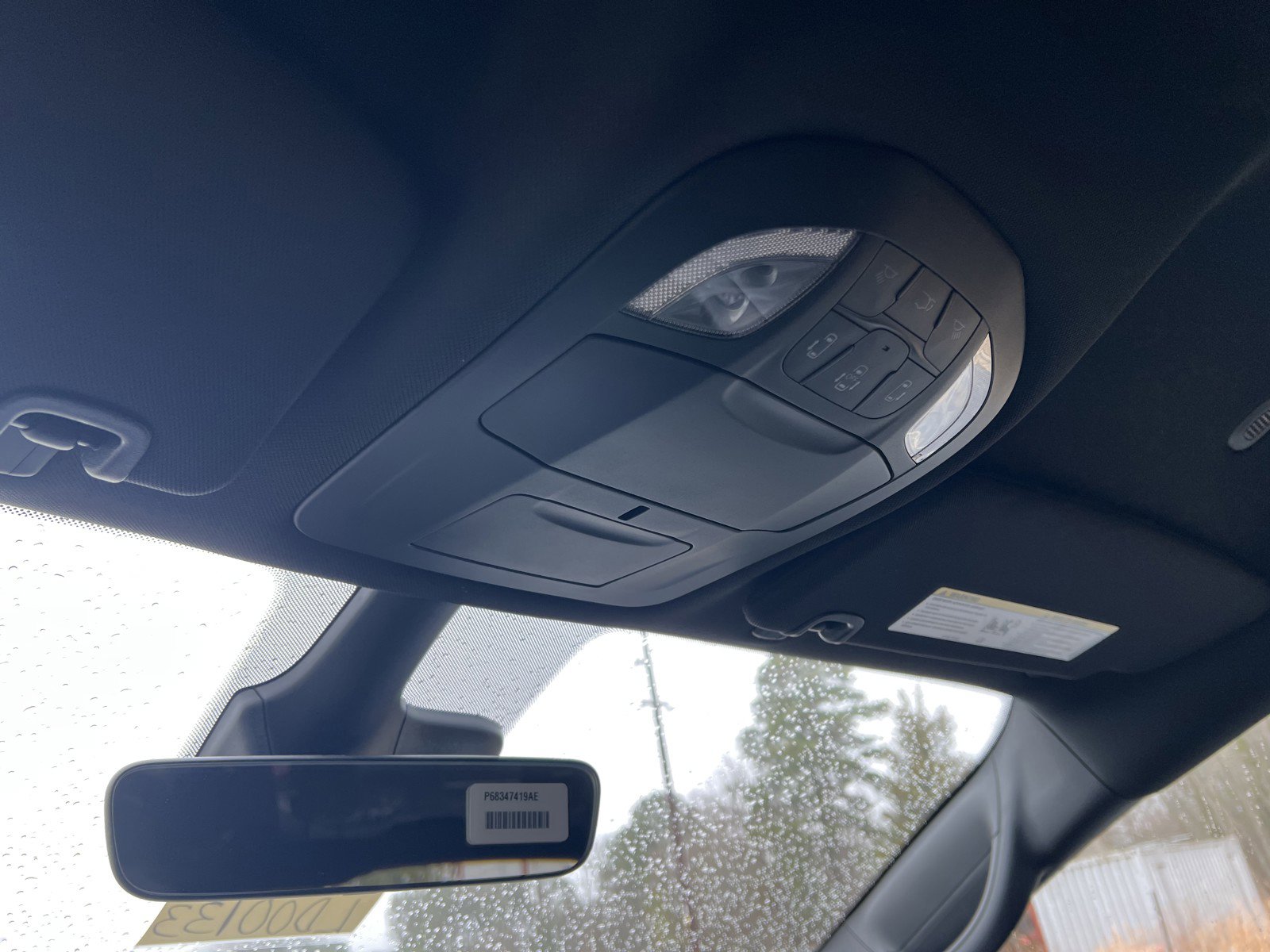 New 2026 Chrysler Voyager LX image 27