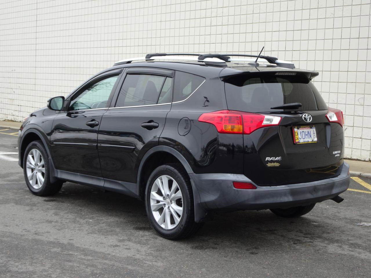 Used 2015 Toyota RAV4 Limited w/ Technology Package image 5