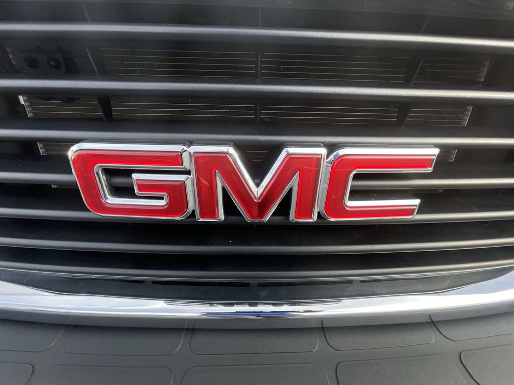 Used 2025 GMC Savana 2500 w/ Driver Convenience Package RWD image 25