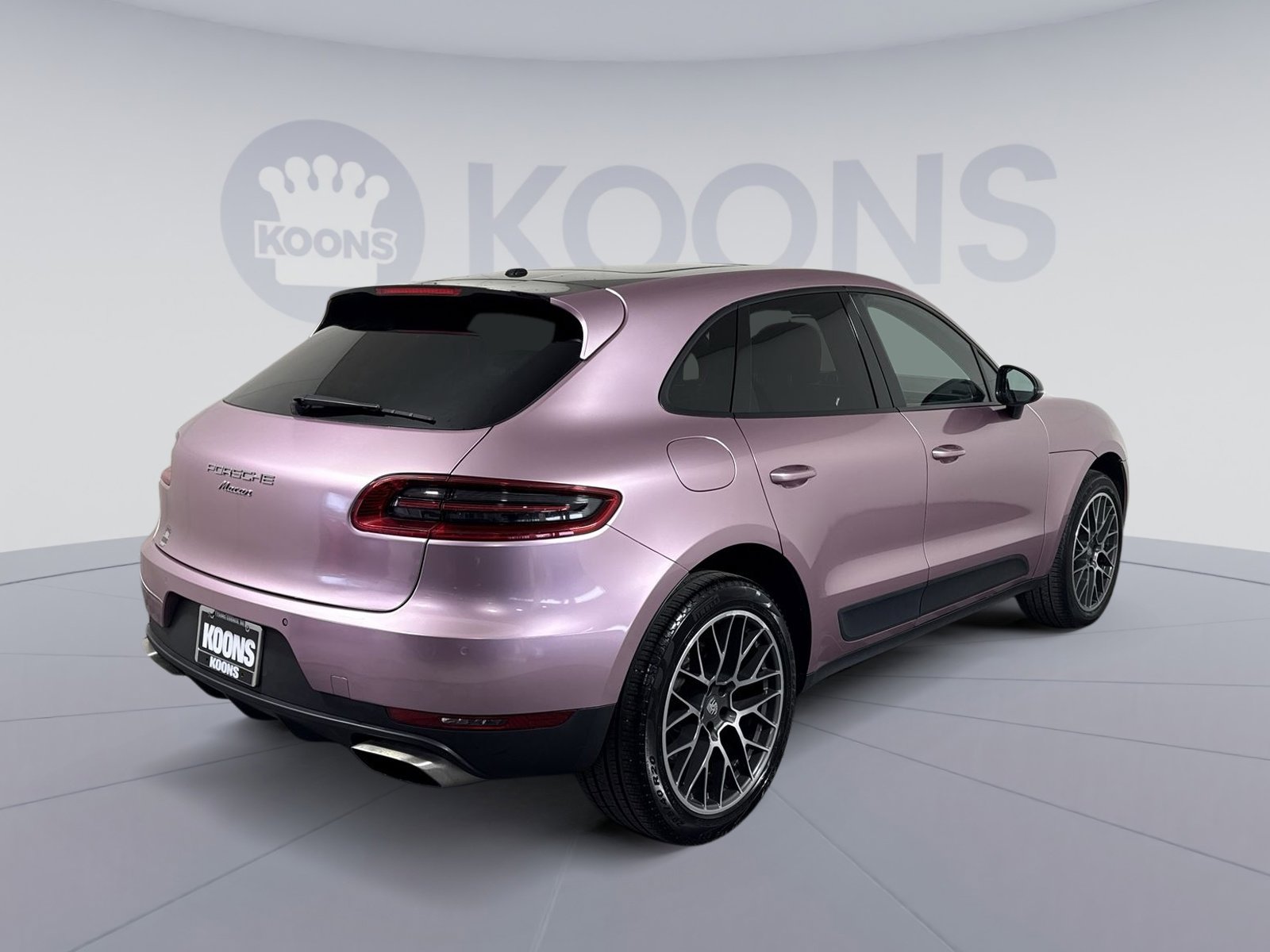 Used 2018 Porsche Macan Sport Edition image 7
