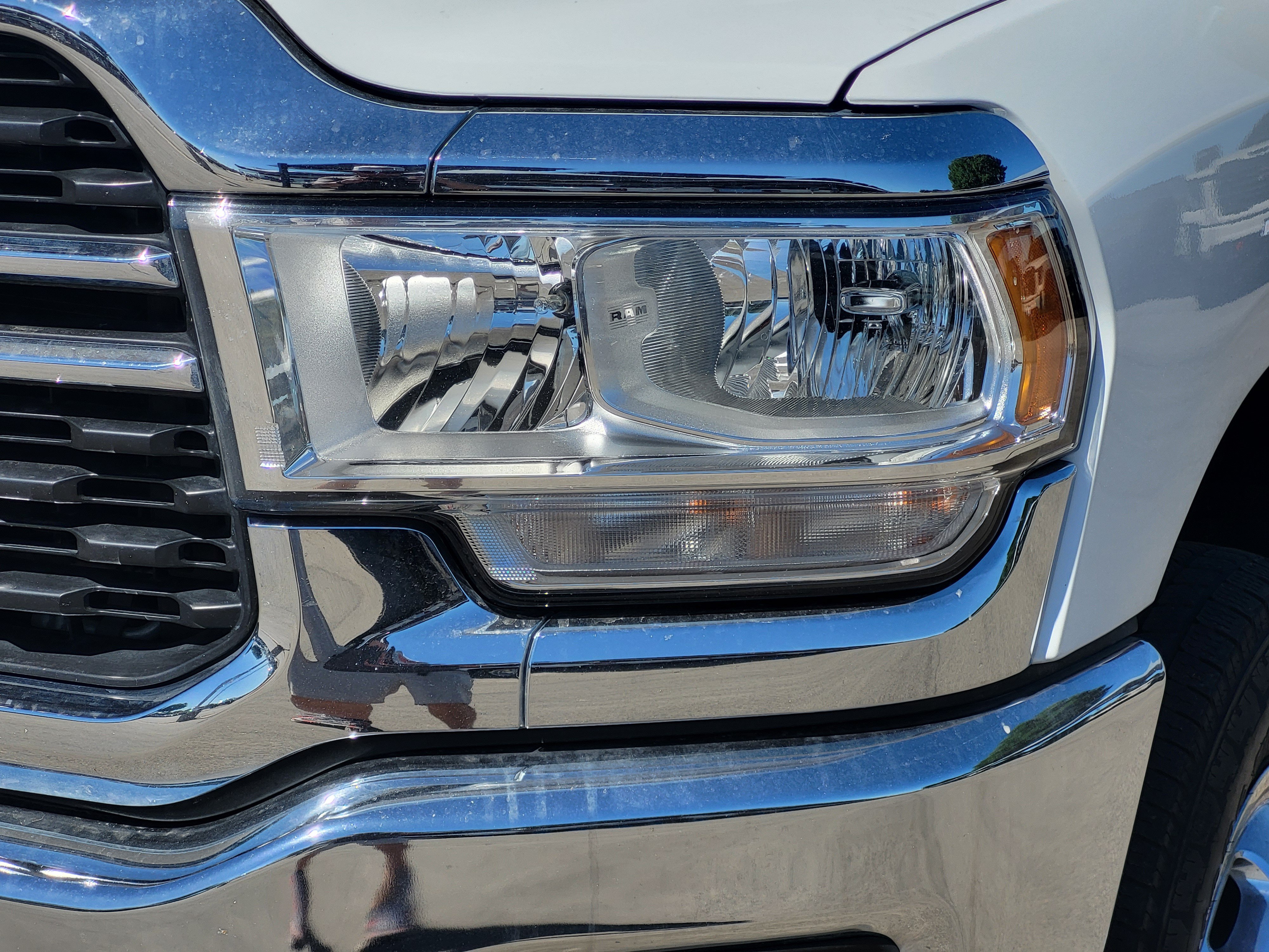 Used 2024 RAM 3500 SLT w/ Quick Order Package 2YG SLT AWD/4WD image 8