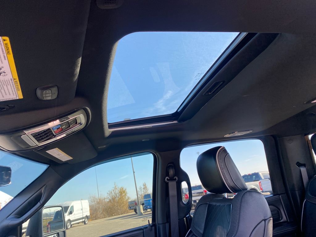 Used 2025 RAM 3500 Limited image 23