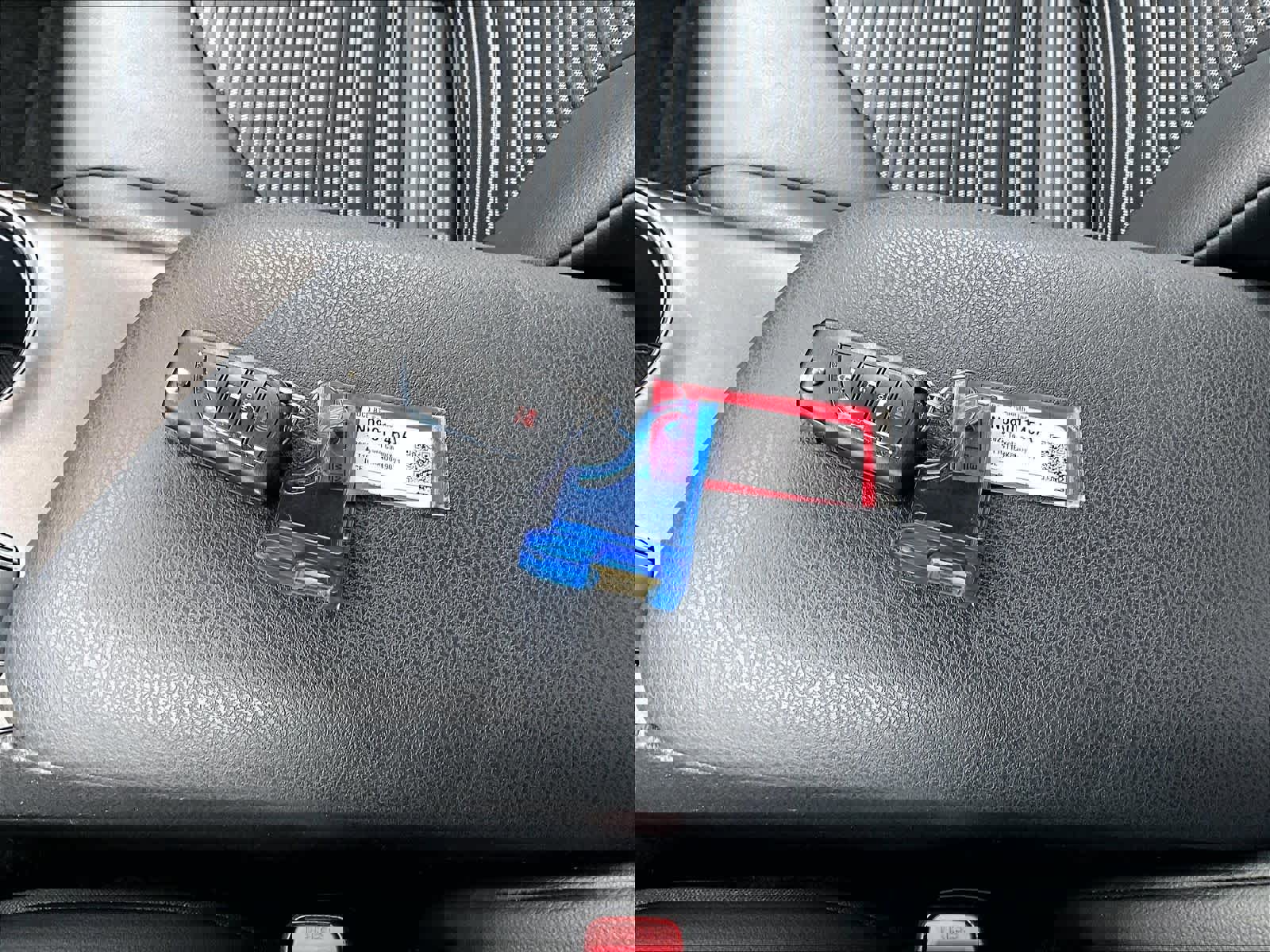 Used 2022 Toyota Camry SE w/ Carpet Mat Package (TMS) AWD/4WD image 30