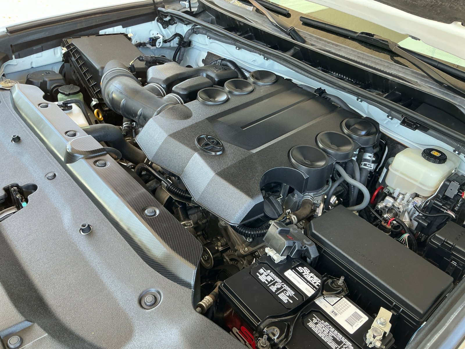 Used 2020 Toyota 4Runner SR5 AWD/4WD image 21