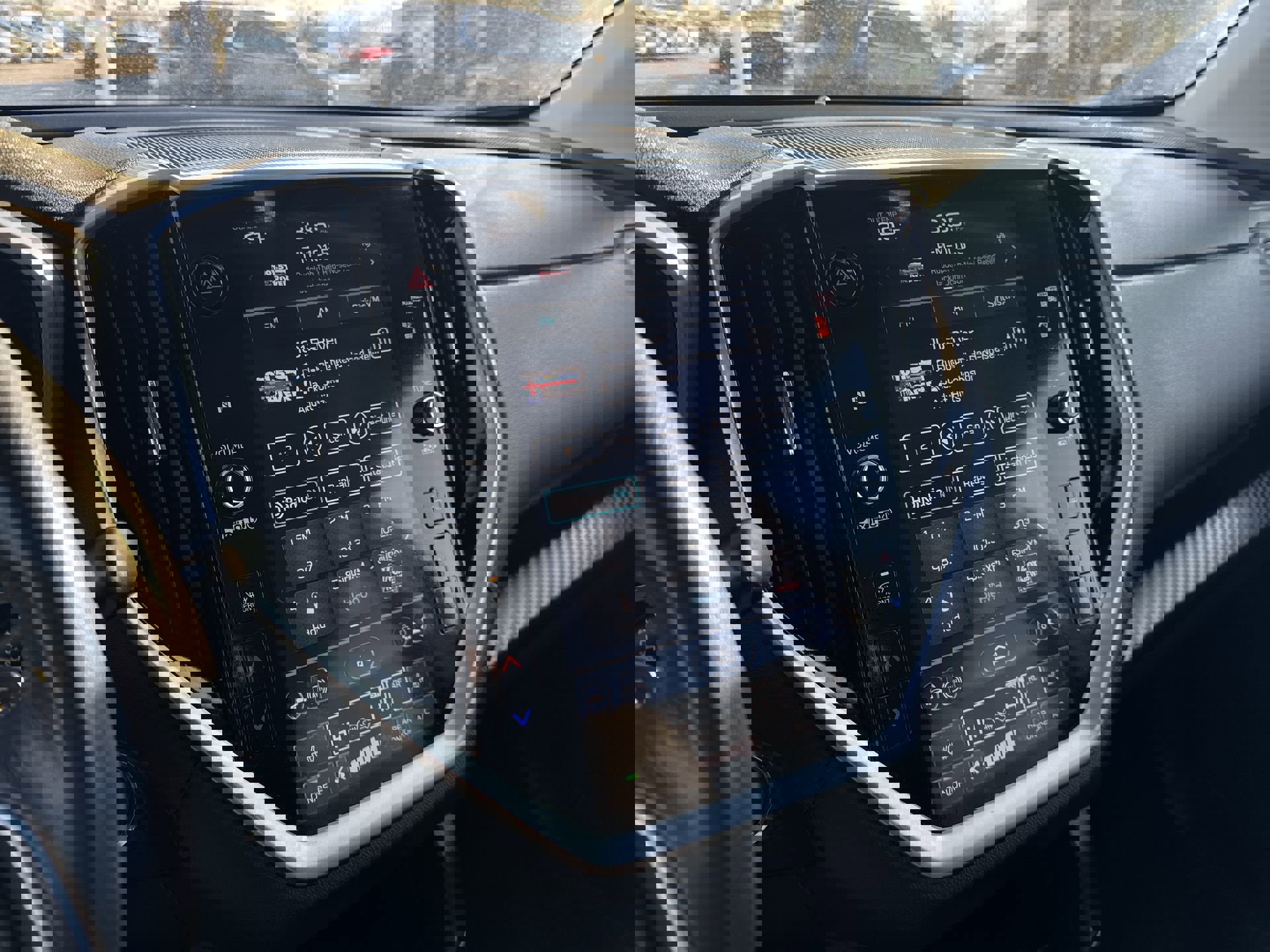 Used 2024 Subaru Ascent Premium w/ Convenience Package image 13