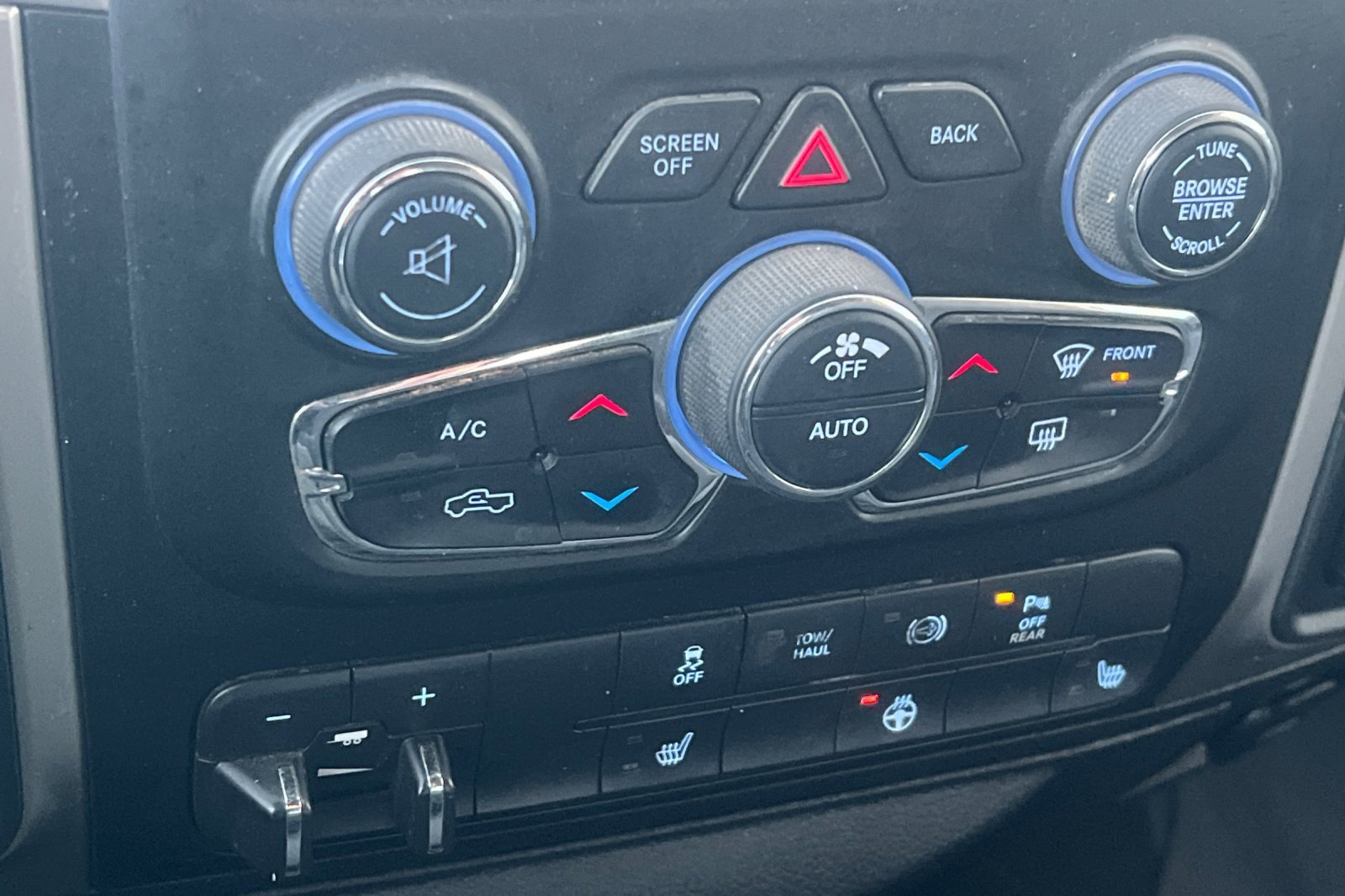 Used 2017 RAM 2500 Big Horn image 12