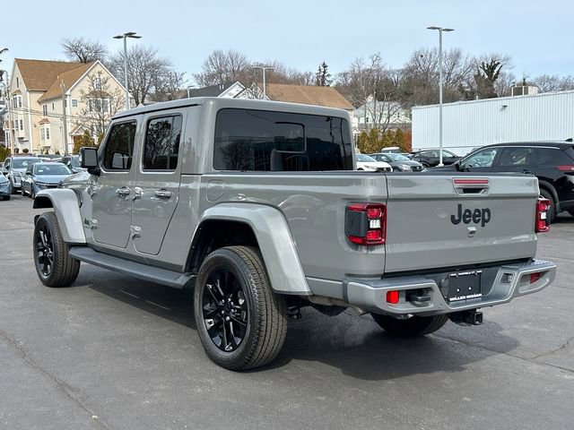 Used 2022 Jeep Gladiator Overland image 4