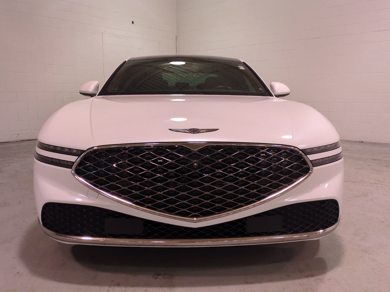 Used 2023 Genesis G90 3.5T image 8