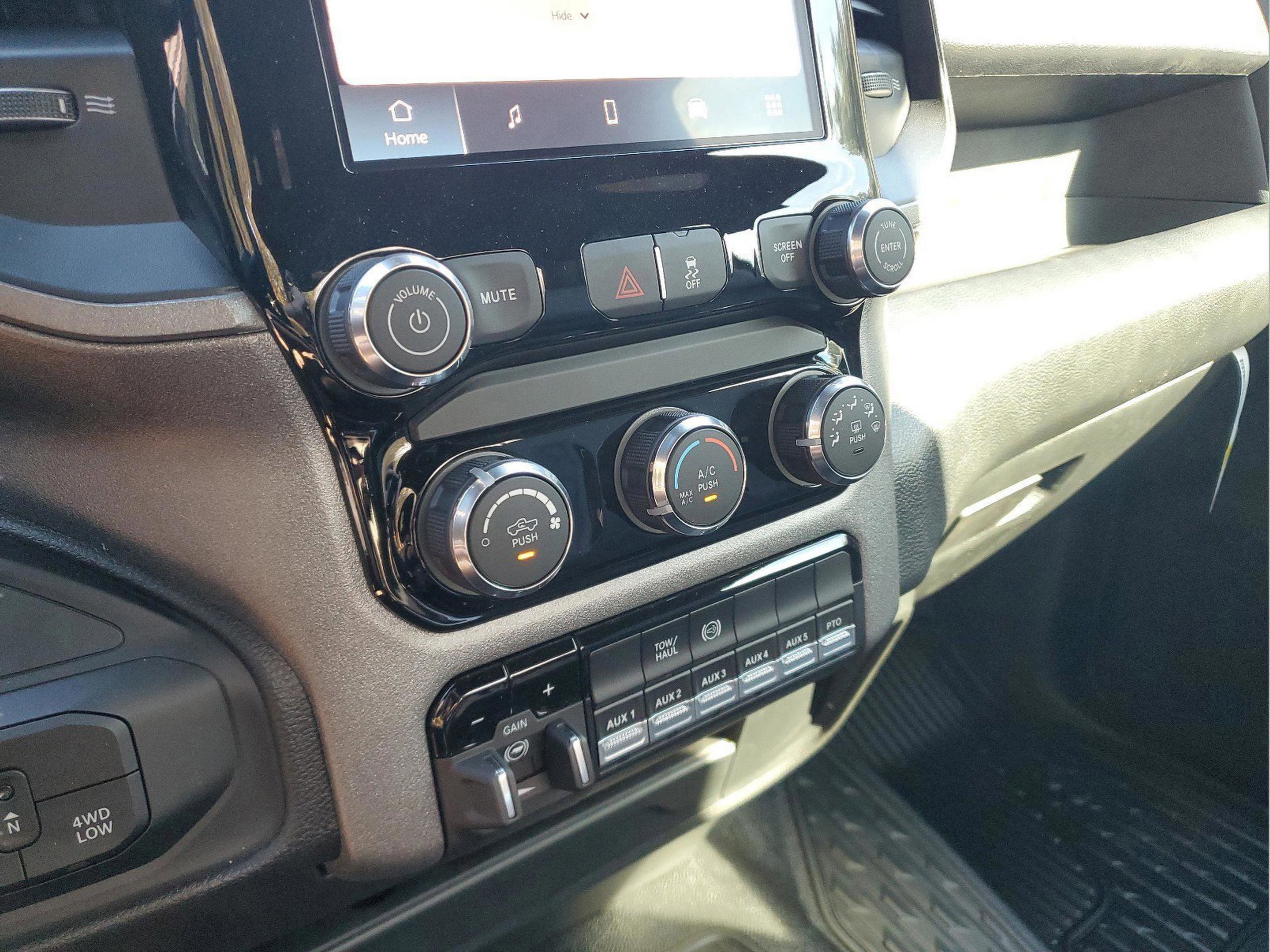 New 2026 RAM 5500 Tradesman w/ Chrome Appearance Group image 22