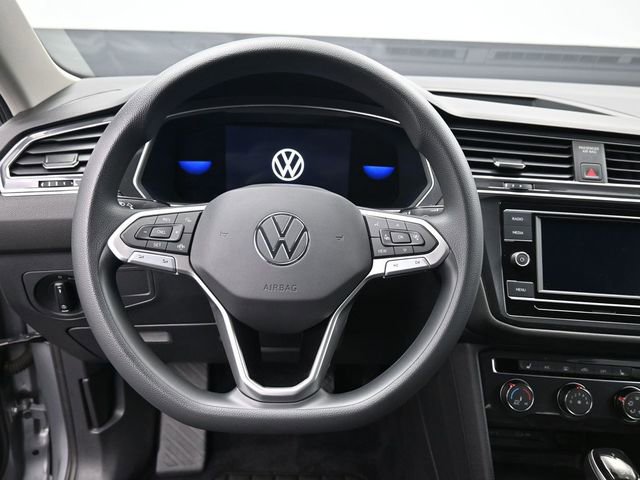 Used 2022 Volkswagen Tiguan S image 15