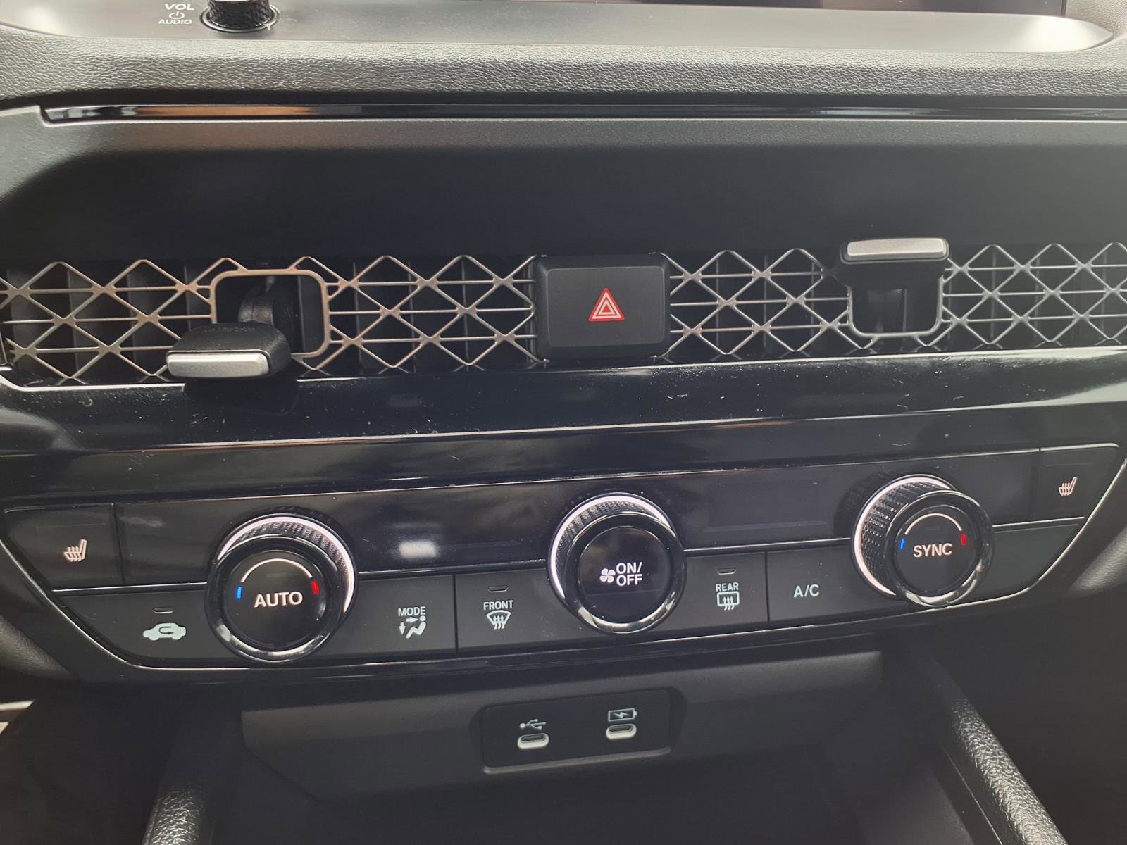 Used 2023 Honda Accord Sport image 10