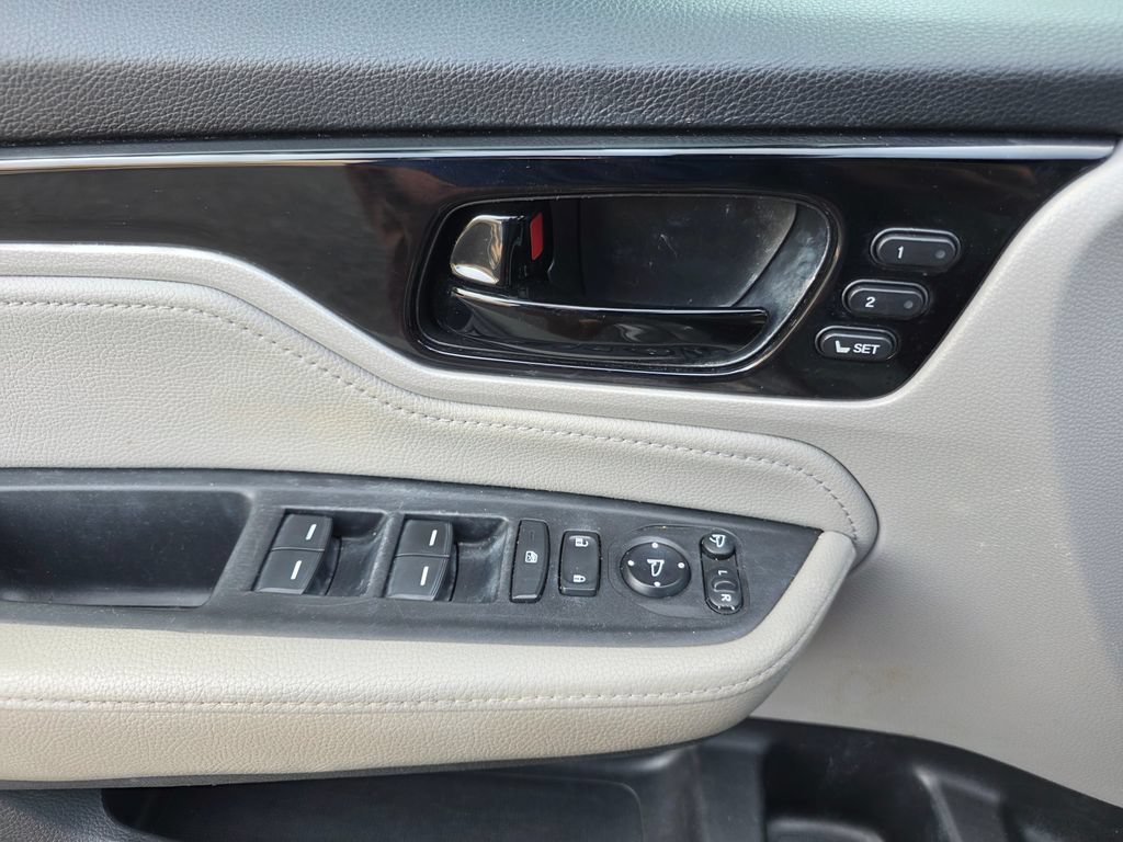 Used 2019 Honda Odyssey Elite image 16