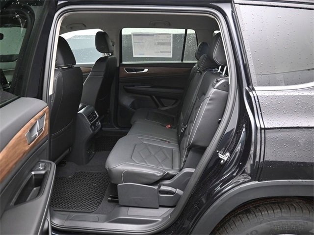 New 2026 Volkswagen Atlas SE image 11