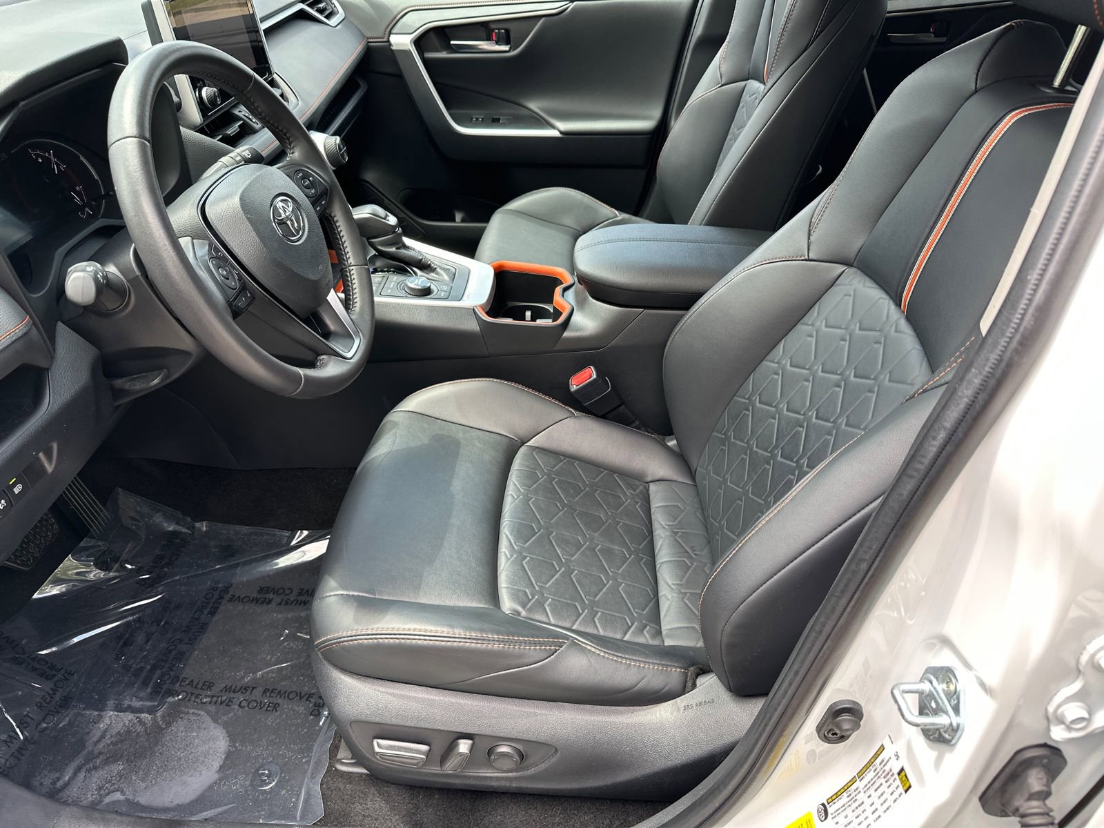 Used 2024 Toyota RAV4 Adventure AWD/4WD image 7