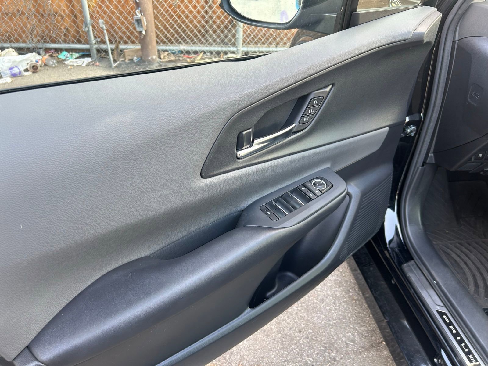 Used 2024 Toyota Prius Limited w/ Limited Premium Package image 7