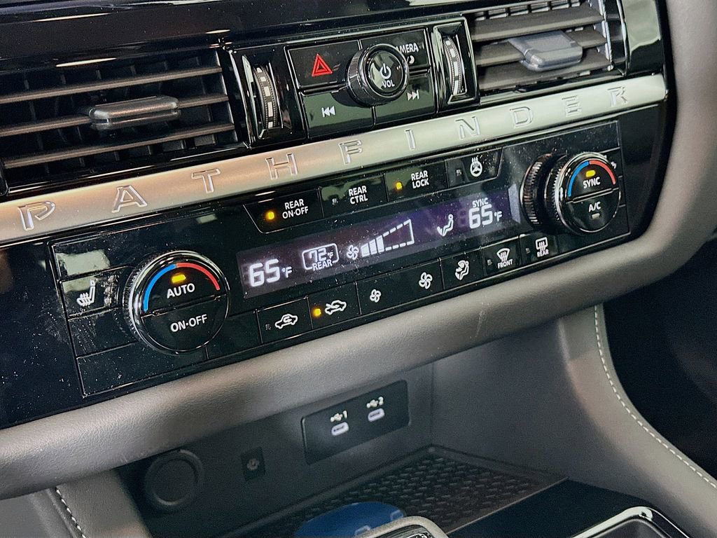 New 2026 Nissan Pathfinder SL AWD/4WD image 19