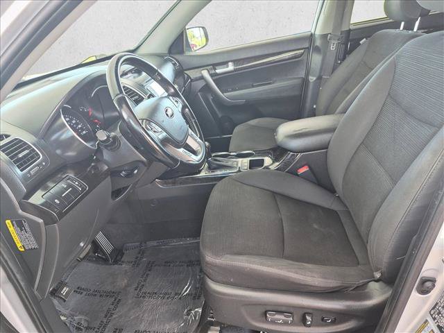 Used 2015 Kia Sorento LX AWD/4WD image 15