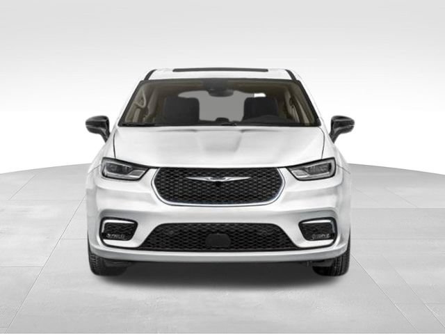 Used 2025 Chrysler Pacifica Limited FWD image 38