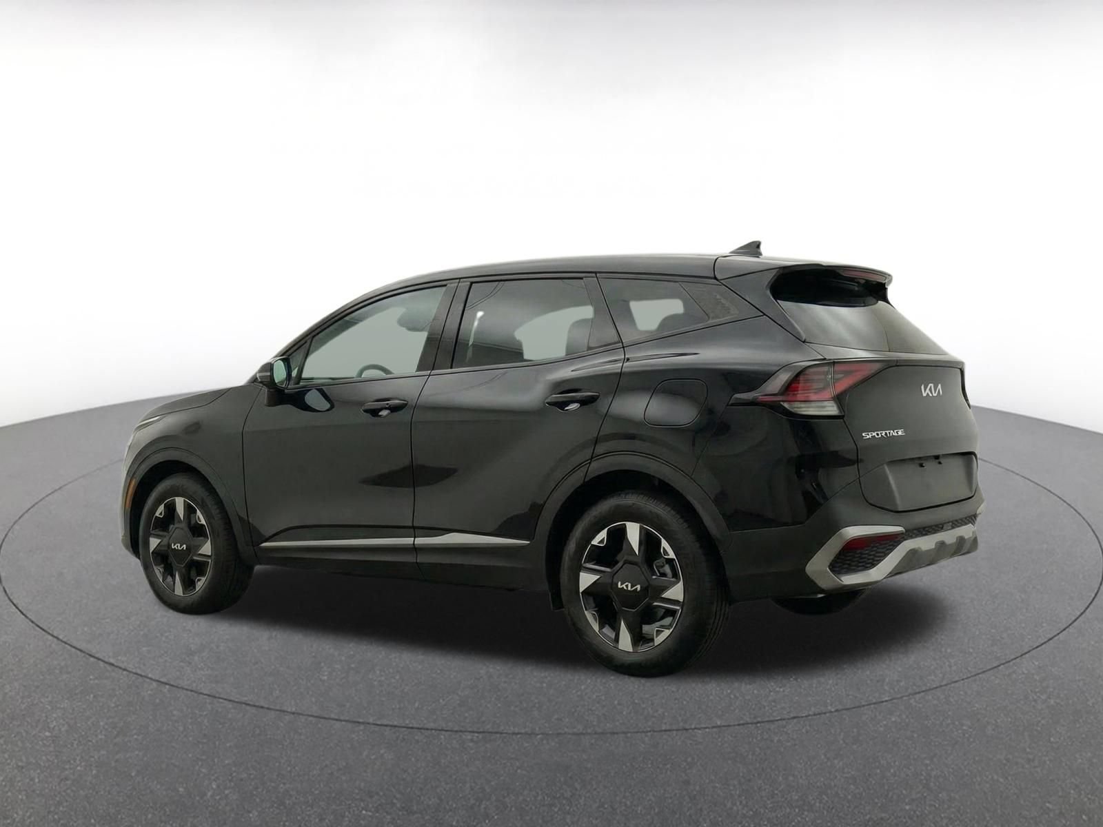 Used 2026 Kia Sportage LX FWD image 6