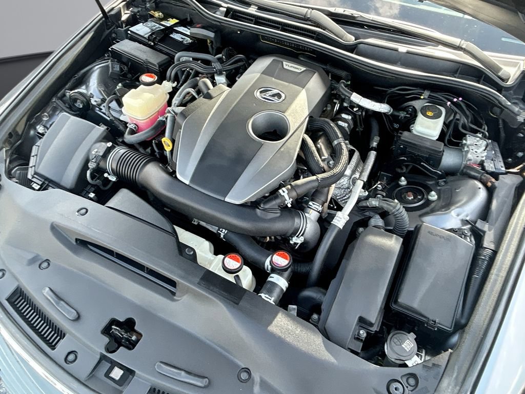 Used 2016 Lexus IS 200t RWD image 14