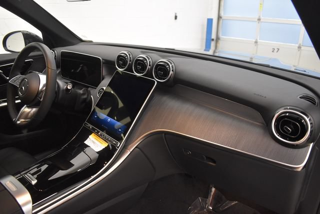 New 2026 Mercedes-Benz GLC 300 4MATIC image 18