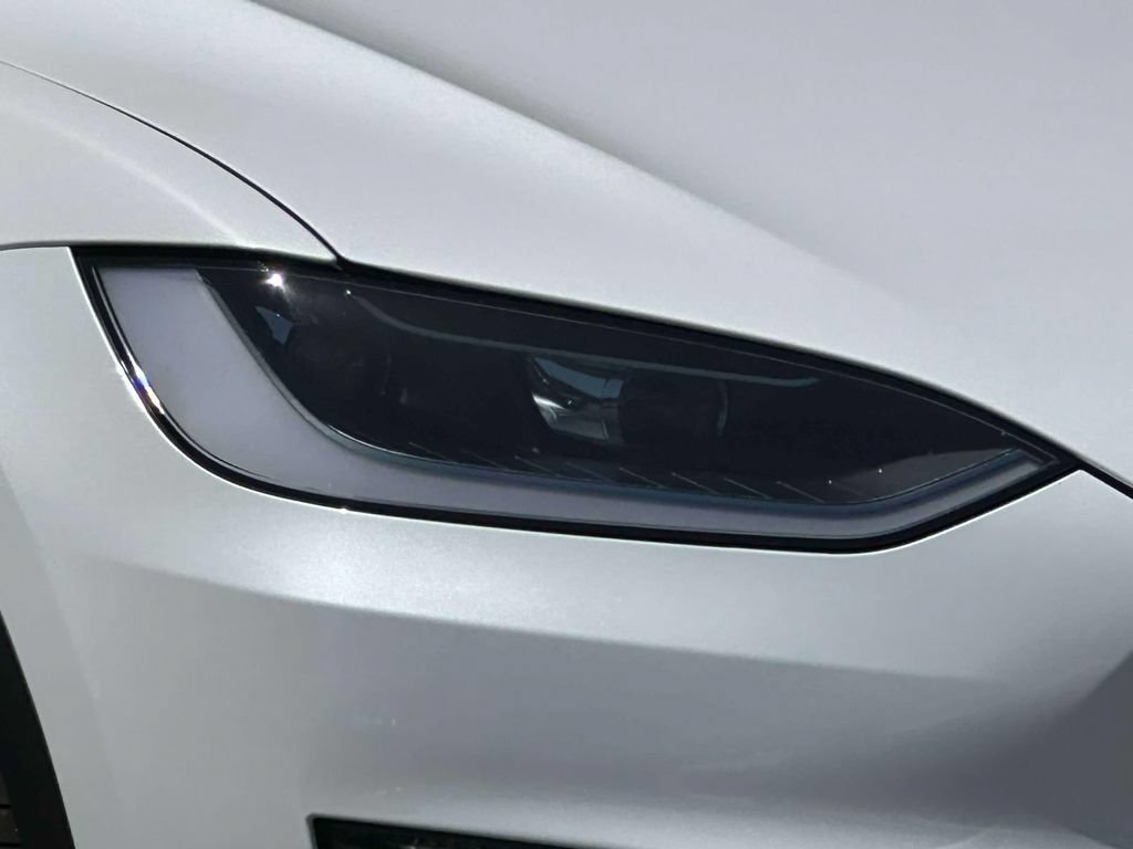 Used 2024 Tesla Model X AWD/4WD image 9