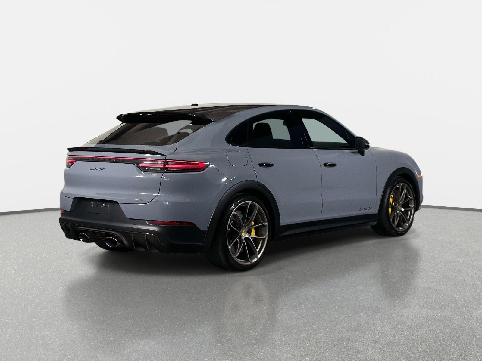 Used 2023 Porsche Cayenne Turbo GT AWD/4WD image 3