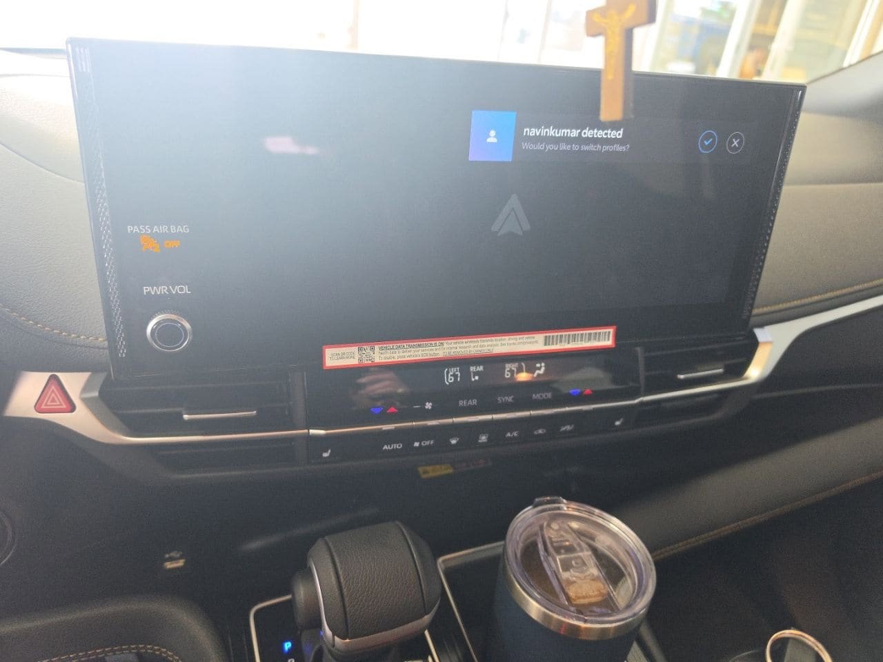 Used 2025 Toyota Sienna XLE Woodland Edition image 13