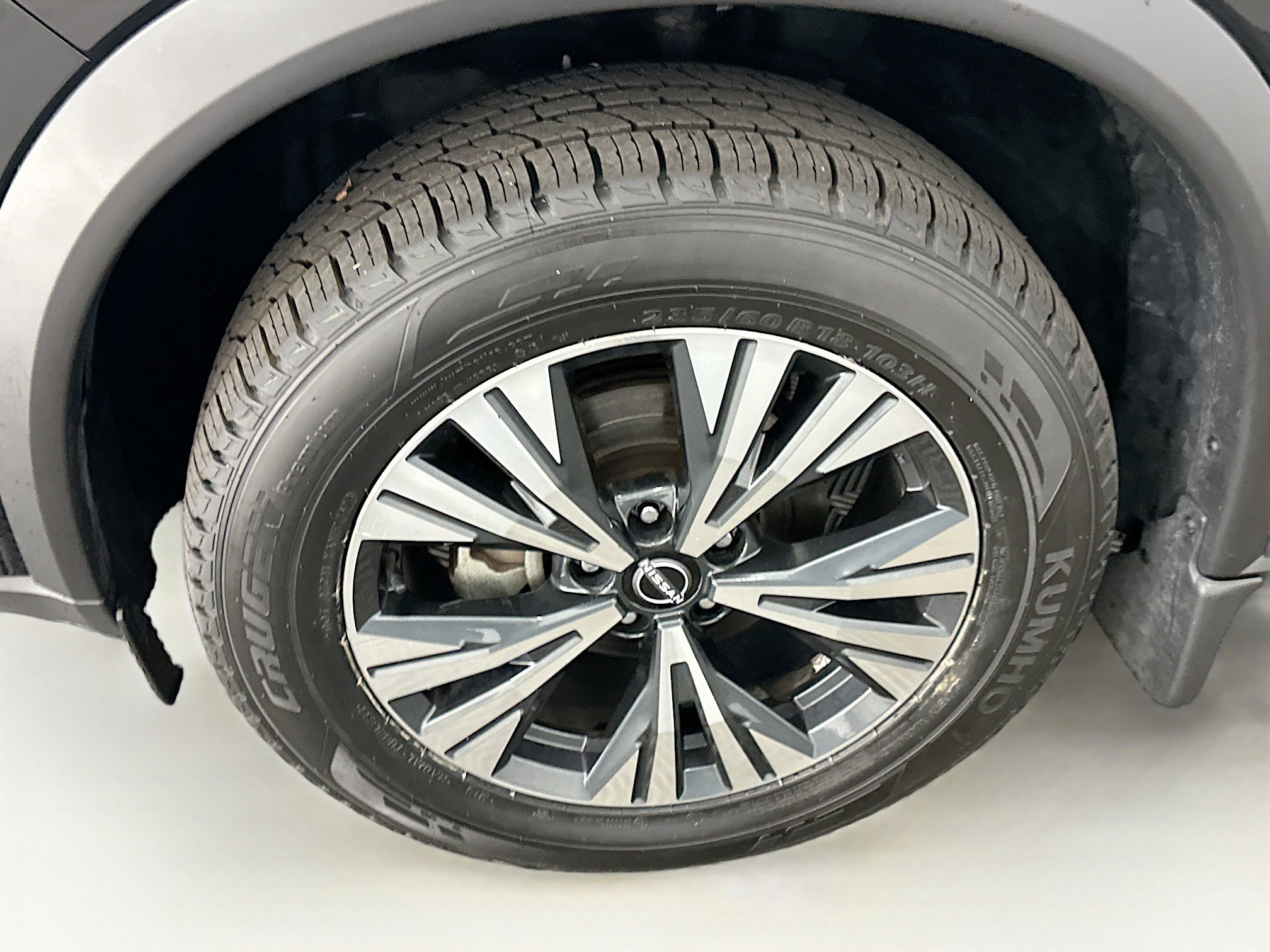 Used 2023 Nissan Rogue SV AWD/4WD image 11