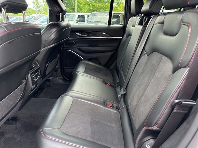 Used 2022 Jeep Grand Cherokee Trailhawk AWD/4WD image 16