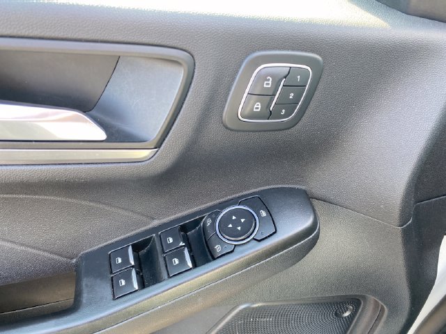 Used 2022 Ford Escape Titanium AWD/4WD image 18
